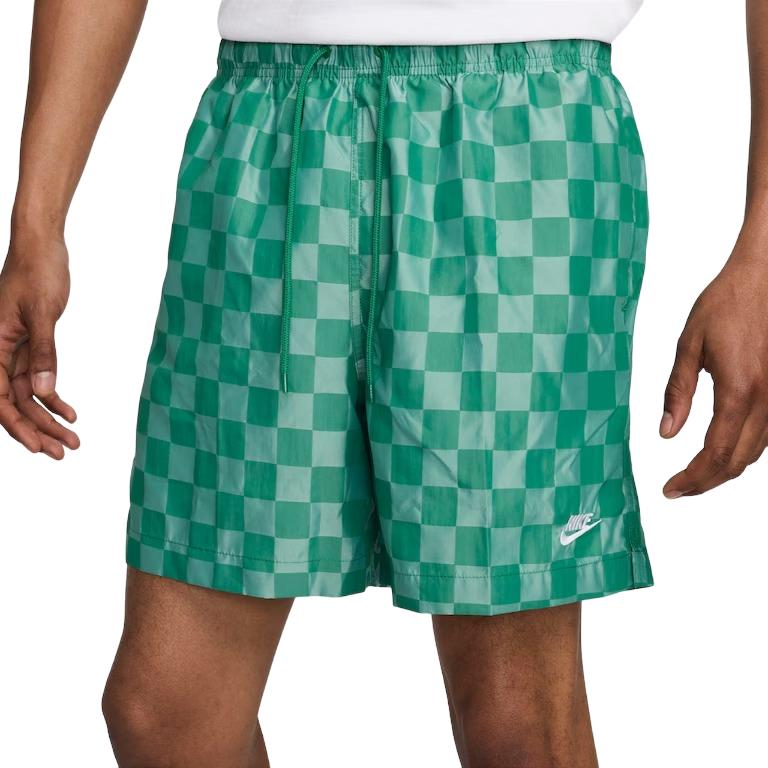 Short Nike Club Flow Checkers