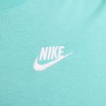 Camiseta Nike Sportswear Club Essentials_P04