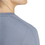 Camiseta Adidas Essentials Crew | Feminina_P04